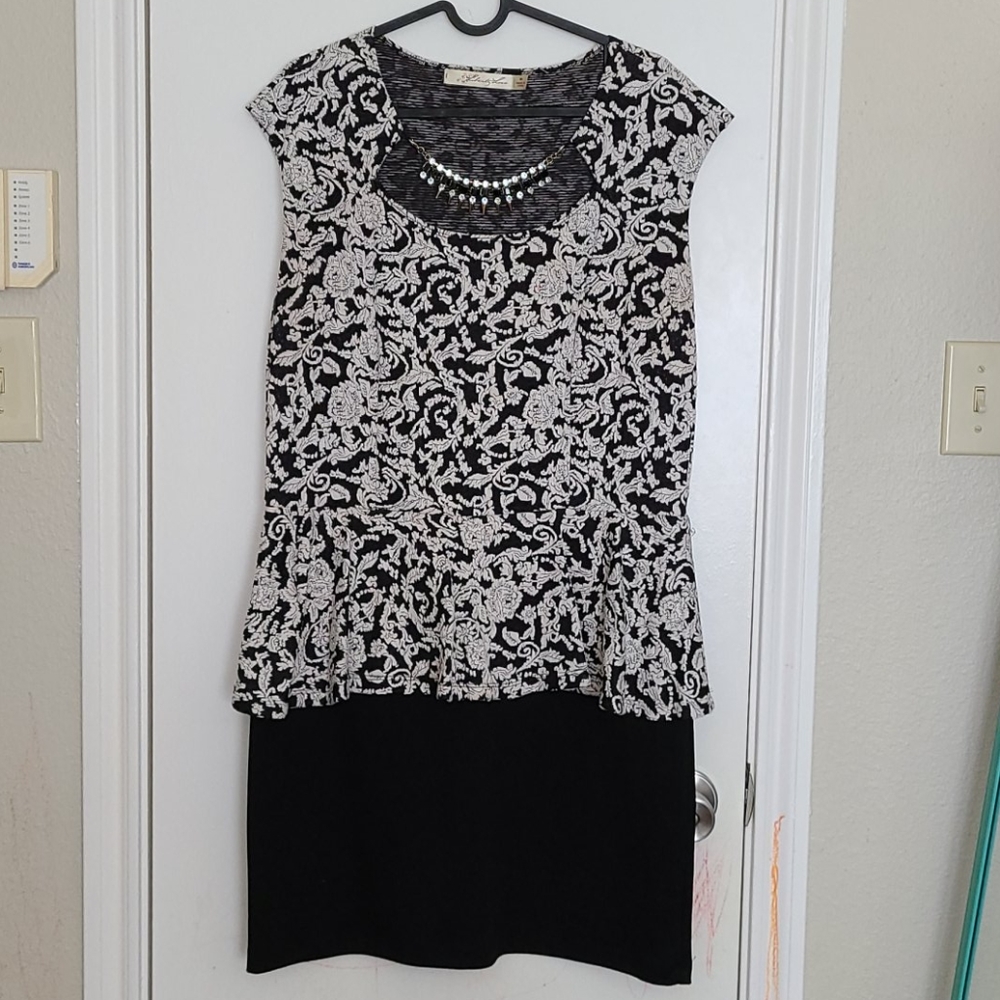 Liberty Love Peplum Dress - Picture 1 of 4